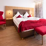 Victoria Hotel